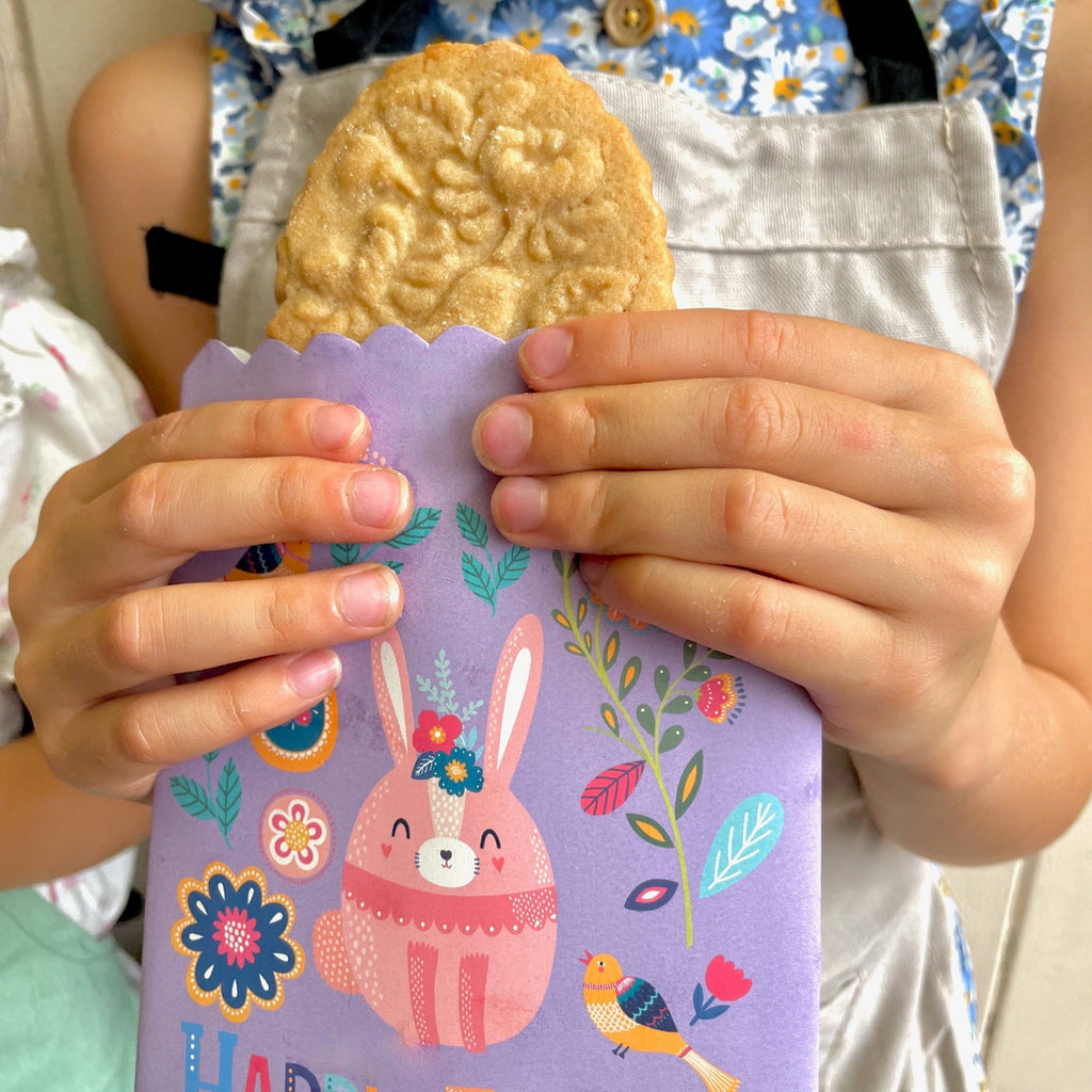 Easter cookie and craft kit for kids. All natural sugar cookie mix, beechwood cookie mold and easter craft giftbag
