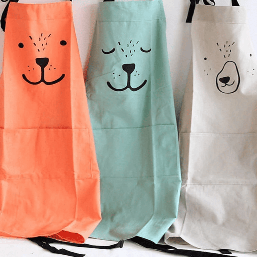Easy Peasy Cakes Accessories Beary Cute Aprons
